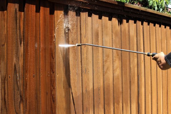 Fence Cleaning in Port Orange