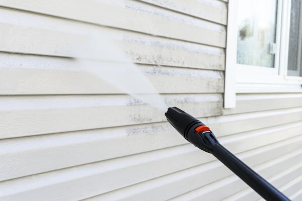 Siding Power Washing in Port Orange