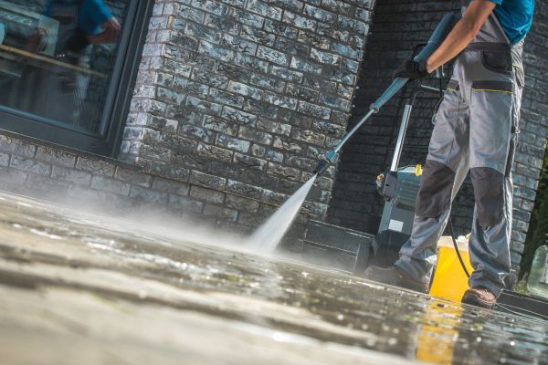 Storefront Pressure Washing in Port Orange